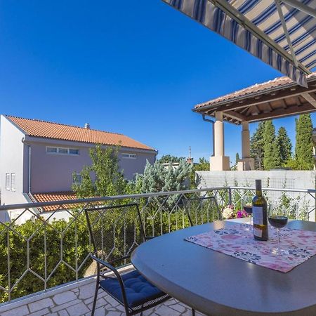 Blue Pearl Apartments Crikvenica Exterior photo